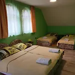 Mazsola Vendeghaz Case de vacanță *