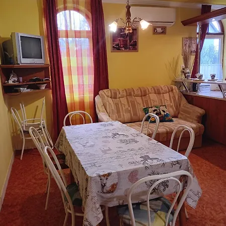 Prázdninový dům Mazsola Vendeghaz *