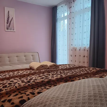 Mazsola Vendeghaz * Тамаши